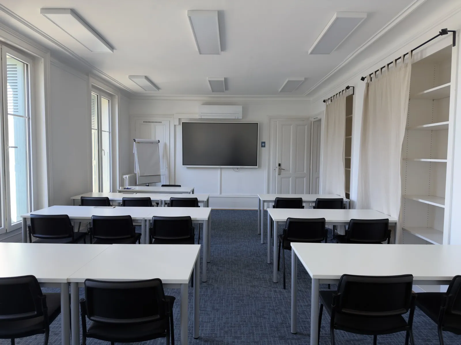 Salle de séminaire LT-91 à Lausanne, espace modulable et lumineux